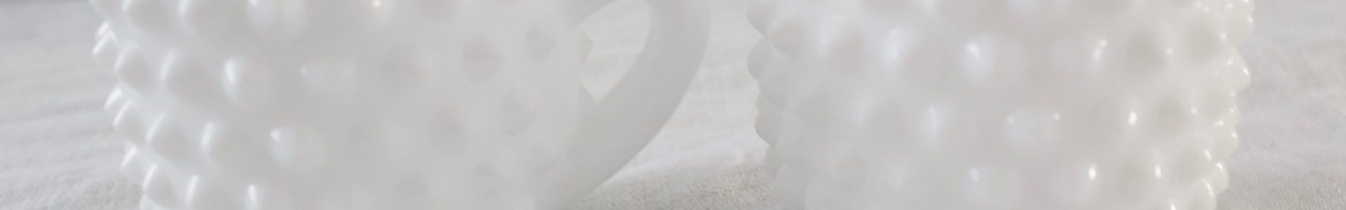 Valkoinen näppylä luulasi, sokerikko ja kermakko