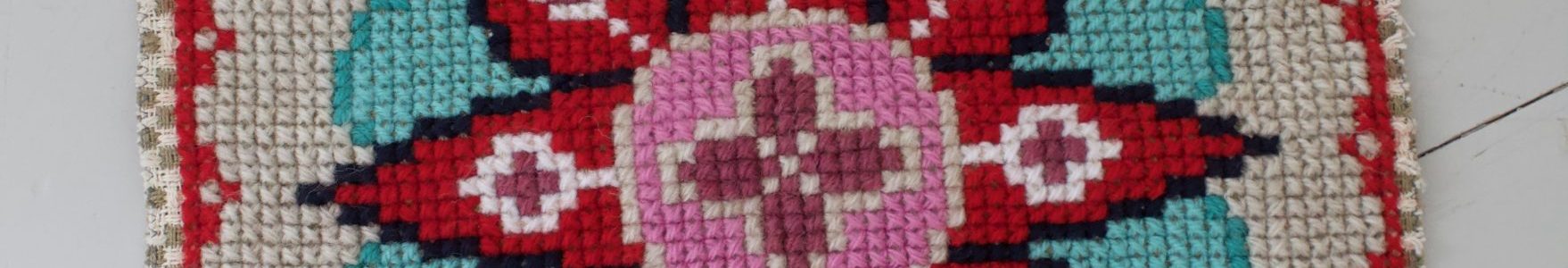 ristipisto tyynynpäällinen
