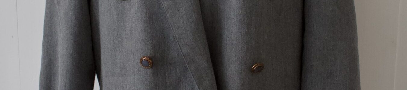 harmaa vintage jakku