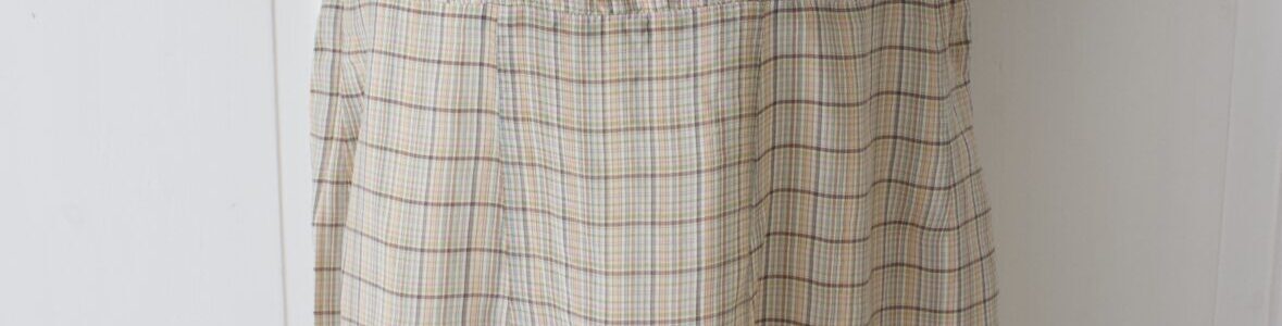 ruudullinen vintage mekko