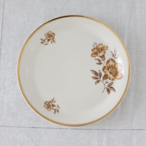 Myrna pullalautanen, Arabia