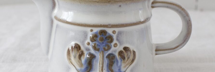 pieni vintage kermakko