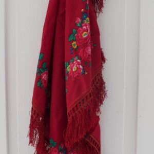 punainen maatuskahuivi