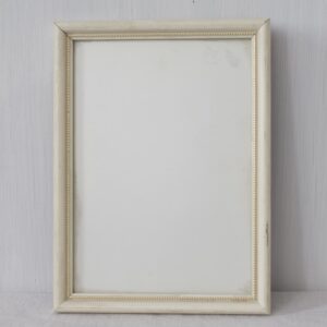 Puinen valokuvakehys