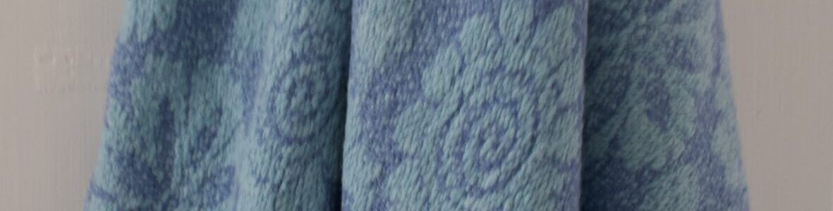 Sininen vintage viltti