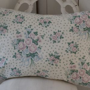 ruusu kuvioinen vintage tyynyliina