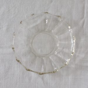 lasinen pullalautanen