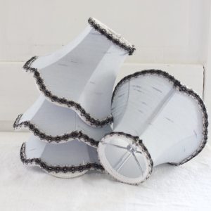 vaaleansininen lampunvarjostin