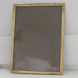 messinkinen valokuvakehys