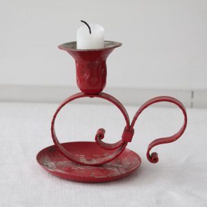 punainen vintage kynttilänjalka