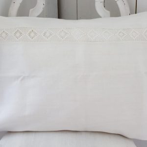 pellava tyynyliina